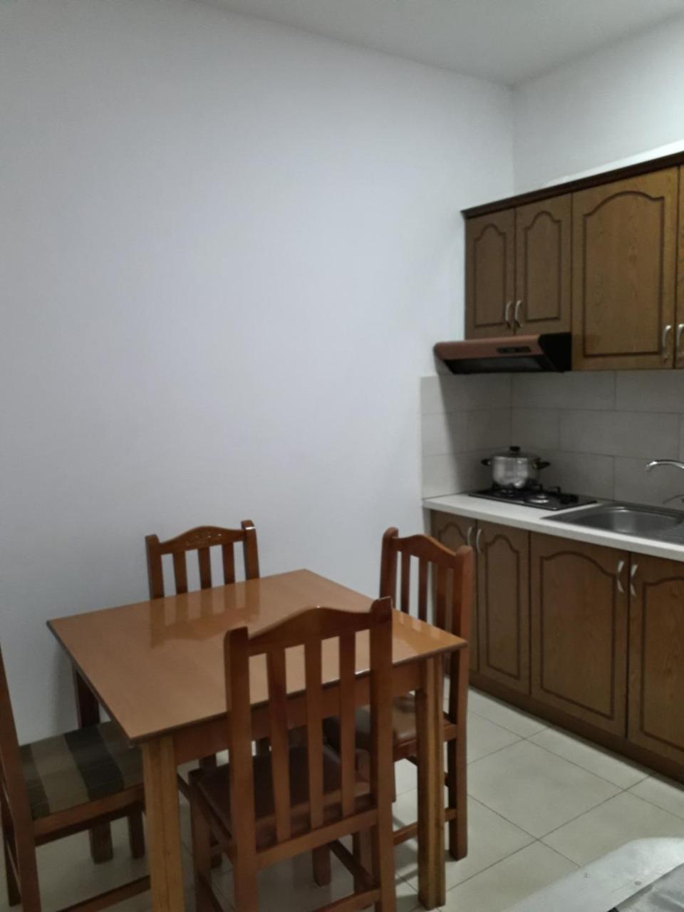 Rooms And Apartments Analipsi Shëngjin Esterno foto
