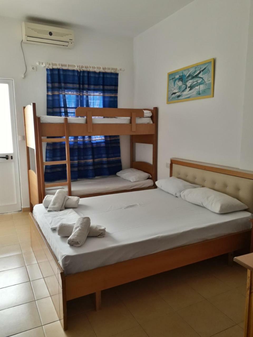 Rooms And Apartments Analipsi Shëngjin Esterno foto